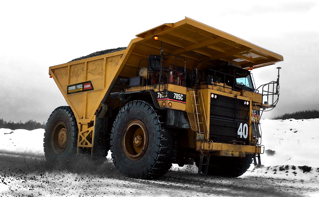 Ground Force Rock Spreader Truck